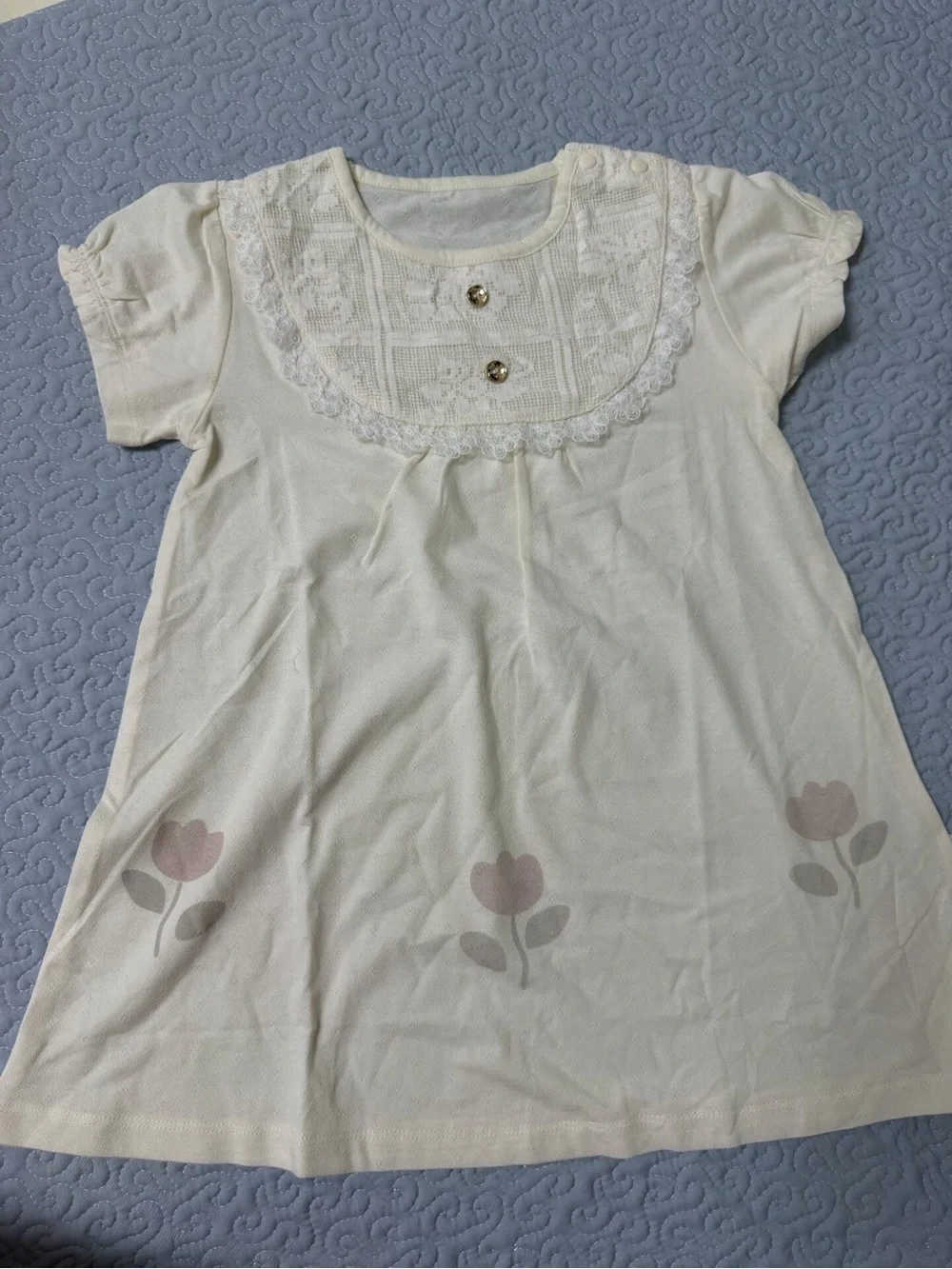 Cream Floral Lace Yoke Short Sleeve Top